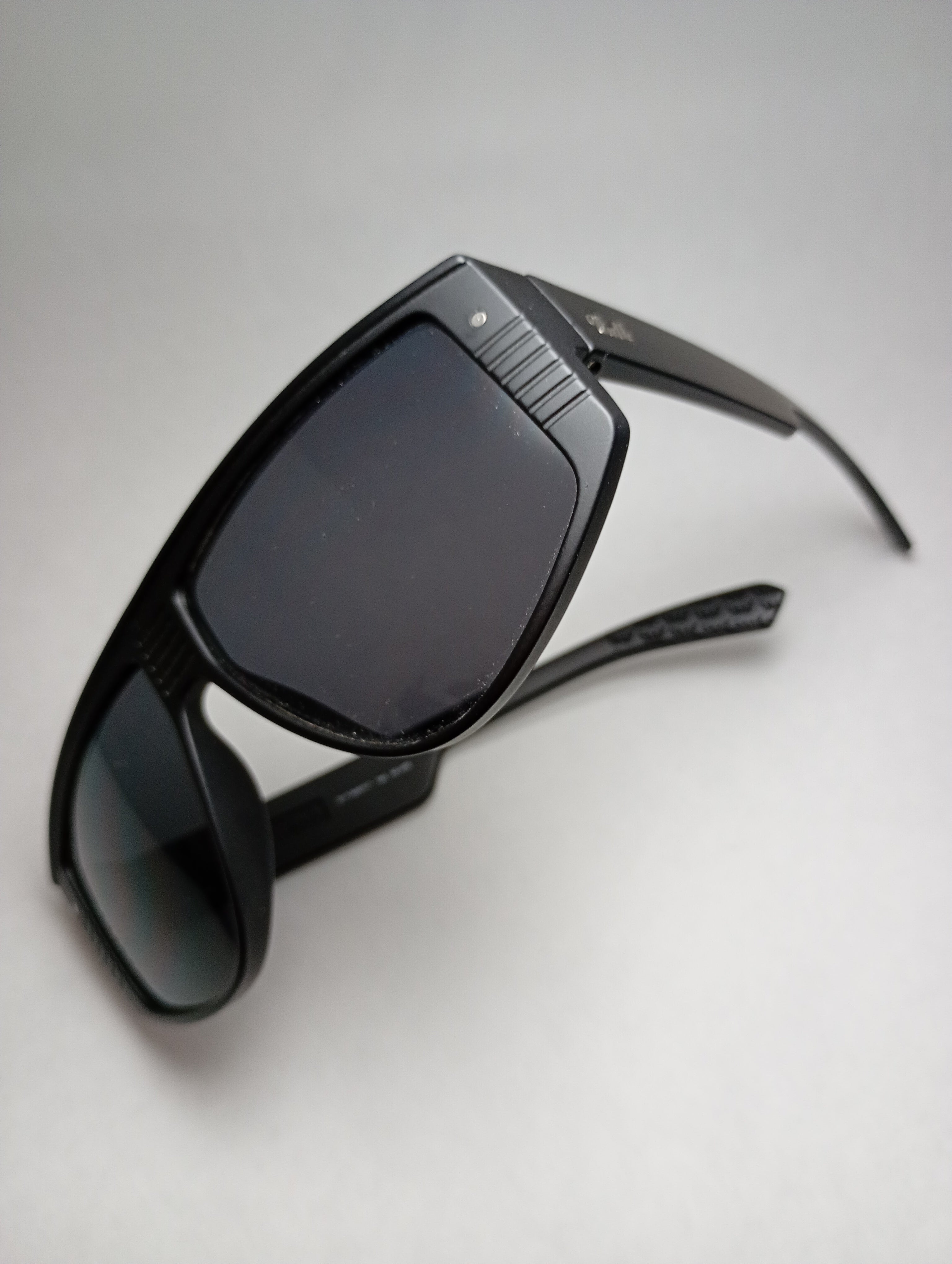 VULK Foolin | Gafas de Sol Negro Mate Lentes