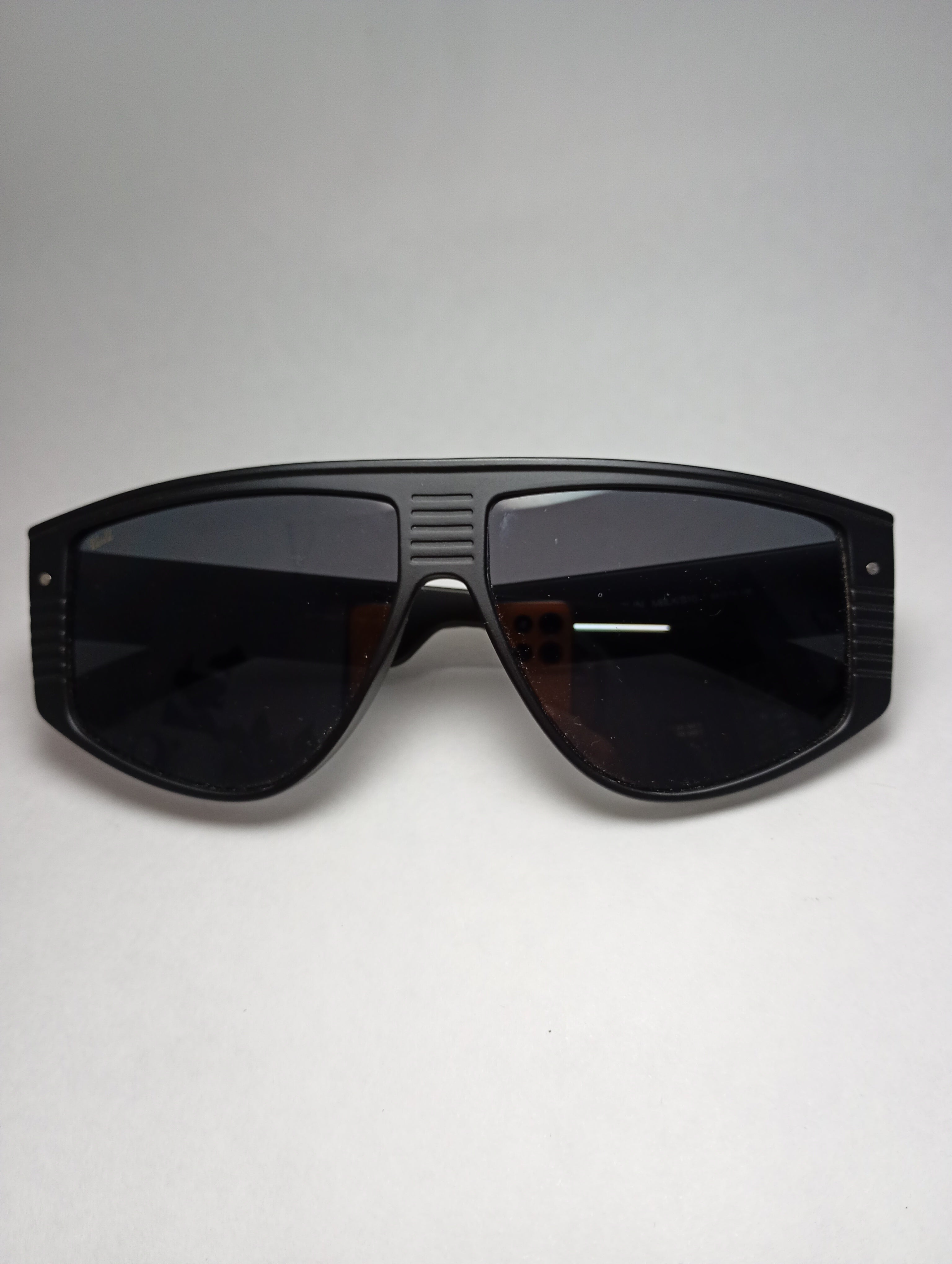 VULK Foolin | Gafas de Sol Negro Mate Lentes